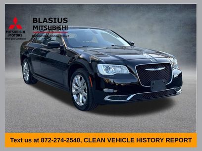 Used 2022 Chrysler 300 Touring
