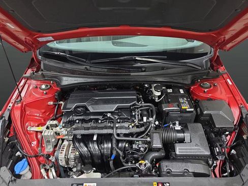 Certified 2023 Hyundai Elantra SEL image 32