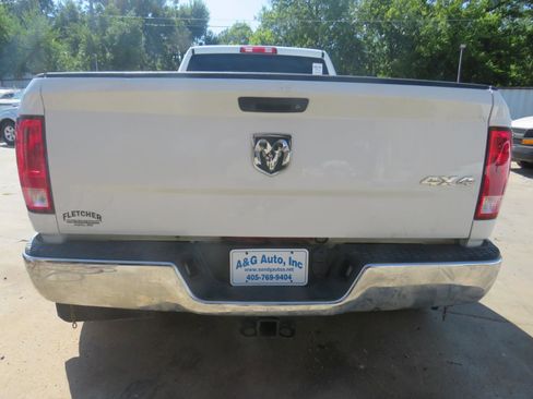 Used 2018 RAM 3500 Tradesman w/ Chrome Appearance Group image 7