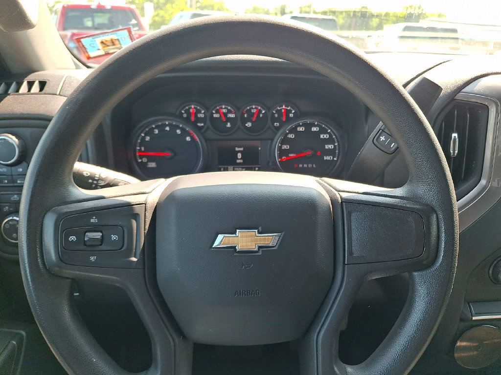 Used 2020 Chevrolet Silverado 1500 Custom w/ Custom Value Package AWD/4WD image 18