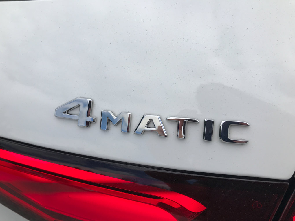 Used 2024 Mercedes-Benz GLC 300 4MATIC image 9