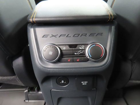Used 2026 Ford Explorer Tremor w/ Tremor Convenience Package AWD/4WD image 18