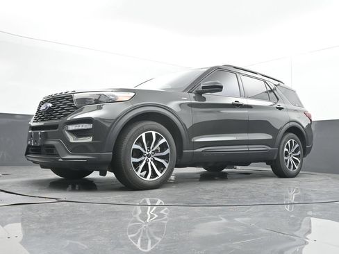 Used 2024 Ford Explorer ST-Line w/ Class IV Trailer Tow Package AWD/4WD image 51