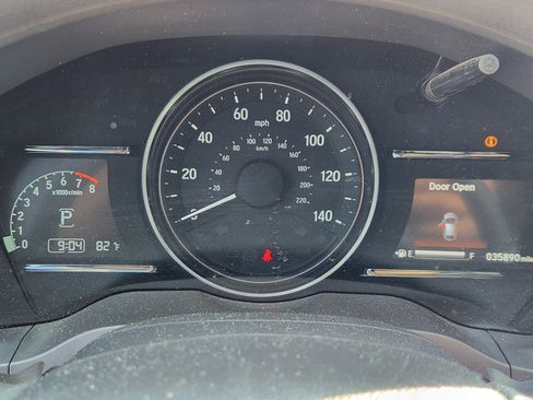 Used 2022 Honda HR-V EX image 10