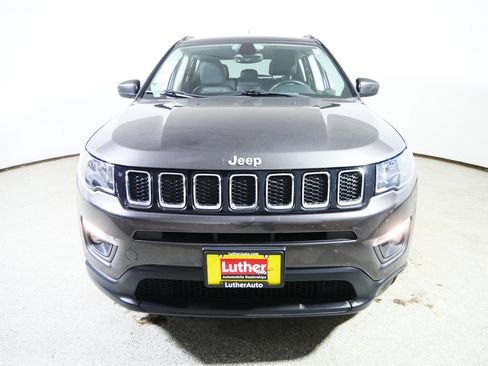 Used 2018 Jeep Compass Latitude w/ Popular Equipment Group image 2