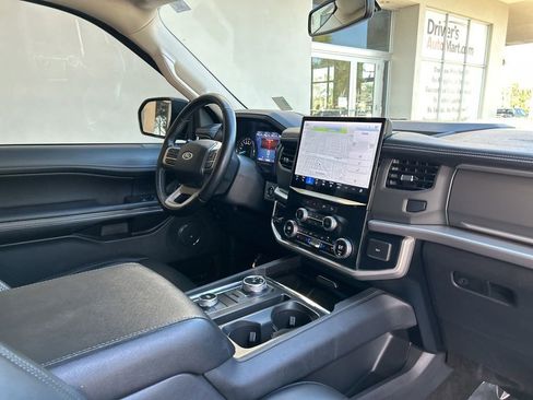 Used 2024 Ford Expedition Max XLT AWD/4WD image 22