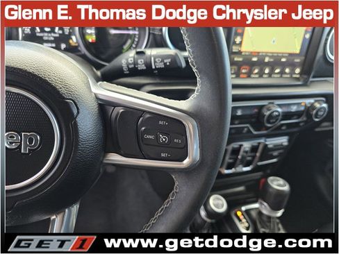 Used 2023 Jeep Wrangler Sahara image 19