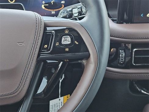 New 2026 Lincoln Aviator Reserve w/ Luxury Package image 27