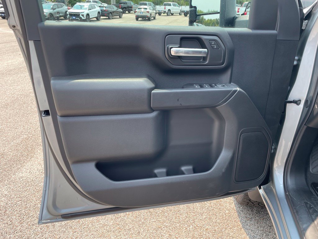 New 2026 Chevrolet Silverado 2500 Custom w/ Custom Convenience Package AWD/4WD image 15