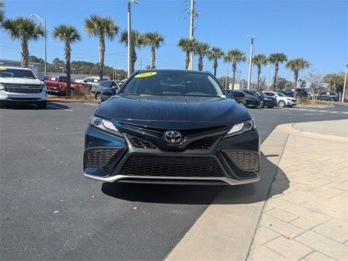 Used 2021 Toyota Camry XSE image 9