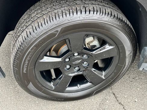 Used 2018 Chevrolet Tahoe LT RWD image 23