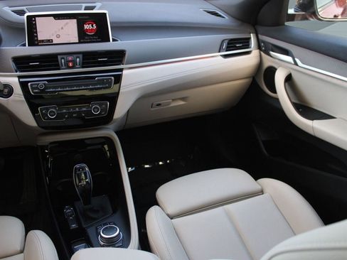 Used 2020 BMW X2 M35i image 32