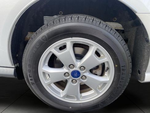 Used 2015 Ford Transit Connect XLT FWD image 8