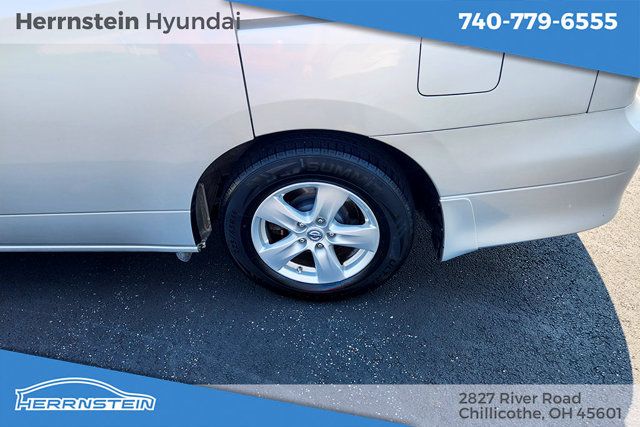 Used 2013 Nissan Quest SV w/ Value Cargo Pkg FWD image 23