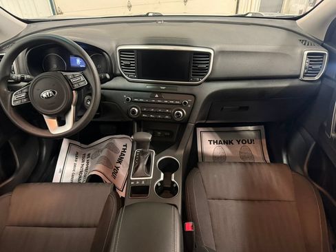 Used 2022 Kia Sportage LX AWD/4WD image 2