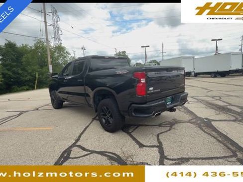Certified 2019 Chevrolet Silverado 1500 Custom Trail Boss w/ Custom Convenience Package AWD/4WD image 6