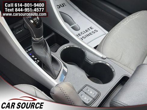 Used 2012 Hyundai Sonata Limited w/ Navigation Pkg FWD image 24