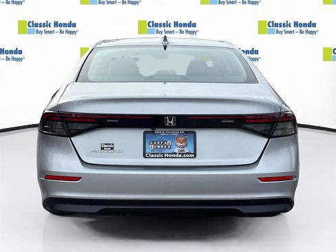 Certified 2024 Honda Accord LX image 7