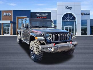 New 2026 Jeep Gladiator Rubicon w/ Technology Group AWD/4WD video 3