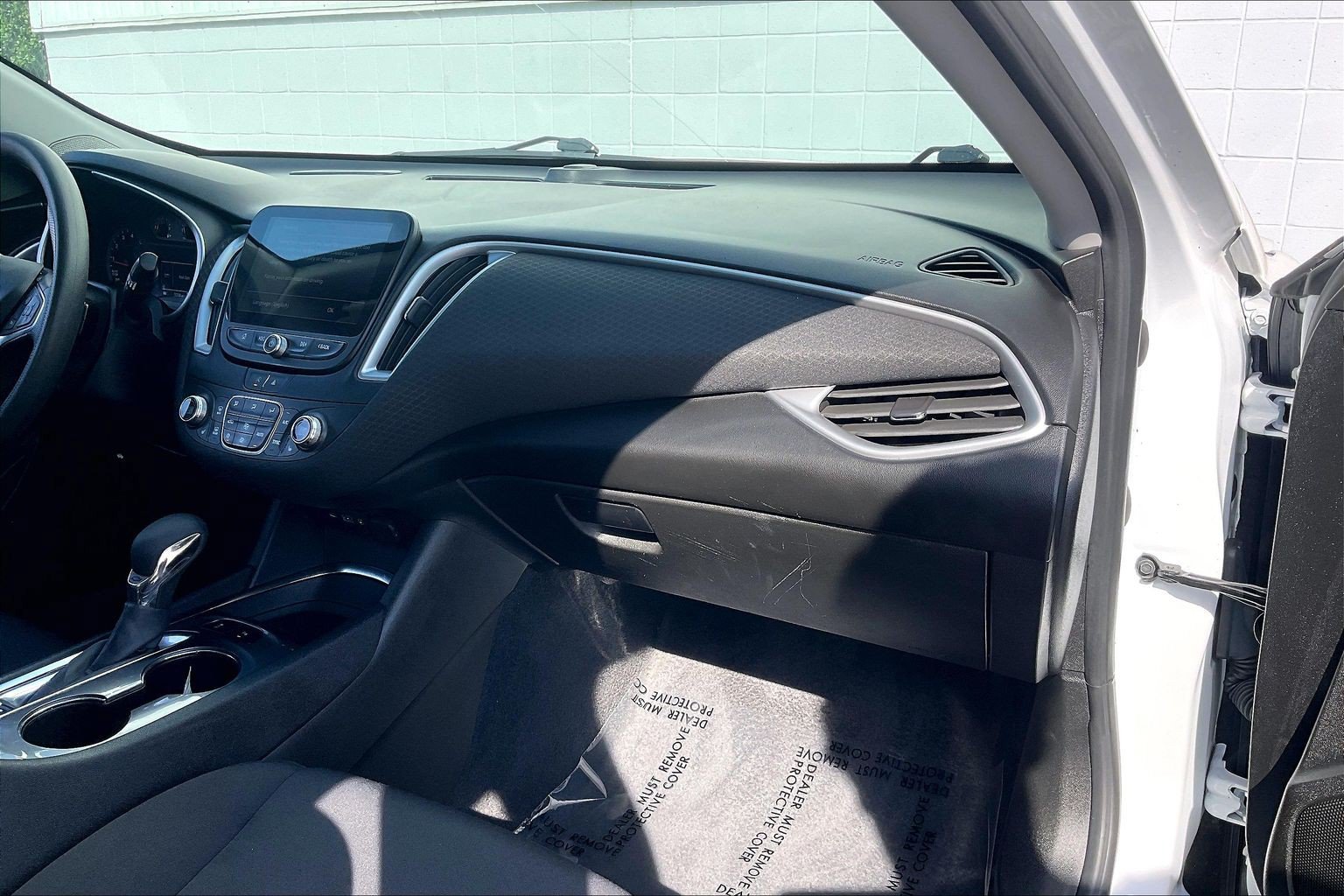 Used 2024 Chevrolet Malibu LT FWD image 21