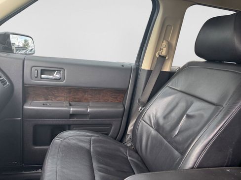 Used 2019 Ford Flex Limited FWD image 15