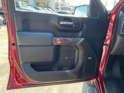 Used 2022 Chevrolet Silverado 1500 LTZ w/ Technology Package image 49