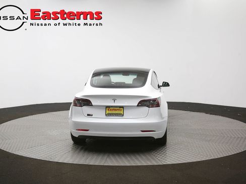 Used 2023 Tesla Model 3 Standard Range image 33