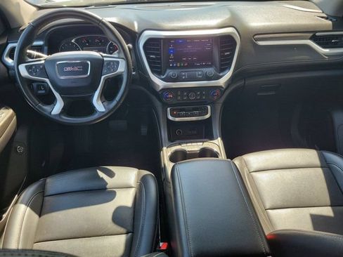 Used 2023 GMC Acadia SLT FWD image 16