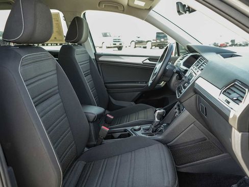 Used 2024 Volkswagen Tiguan S image 16