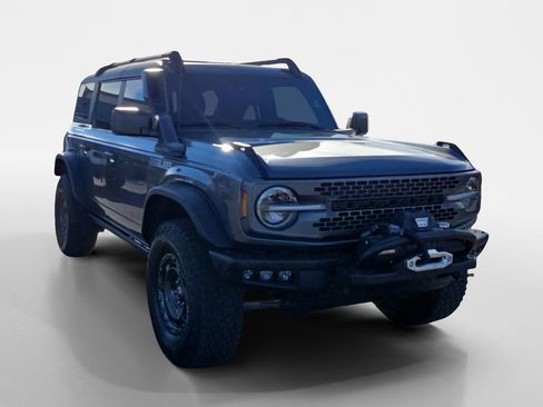 Used 2023 Ford Bronco Everglades image 8
