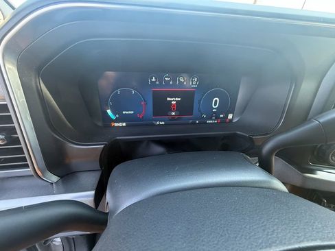 Used 2024 Ford F250 Platinum w/ Tremor Off-Road Package AWD/4WD image 23