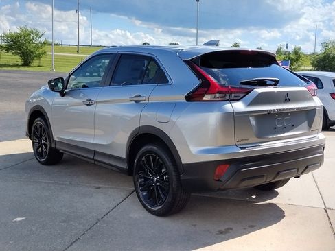 New 2026 Mitsubishi Eclipse Cross LE AWD/4WD image 16