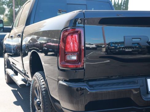 New 2026 RAM 2500 Tradesman AWD/4WD image 10