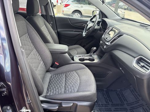 Used 2019 Chevrolet Equinox LT FWD image 18