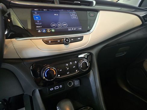 Used 2021 Buick Encore GX Preferred w/ Cold Weather Comfort Package FWD image 20