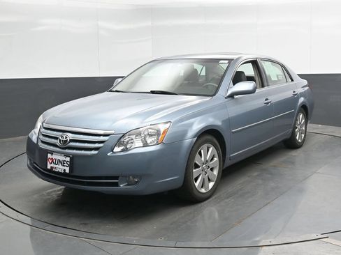 Used 2007 Toyota Avalon Touring FWD image 6