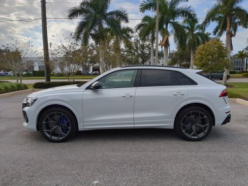 New 2026 Audi RS Q8 performance image 7