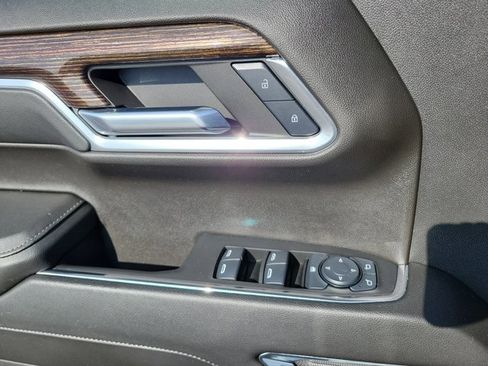 Used 2024 GMC Sierra 1500 Elevation image 30