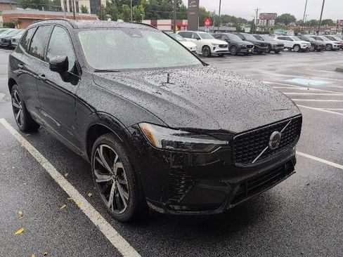 Used 2023 Volvo XC60 B6 Ultimate w/ Protection Package Premier AWD/4WD image 1