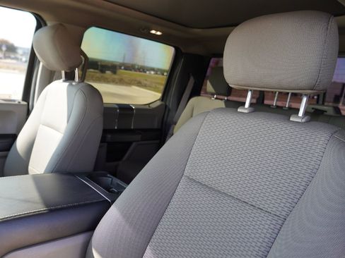 Used 2018 Ford F150 XLT w/ Equipment Group 302A Luxury image 15