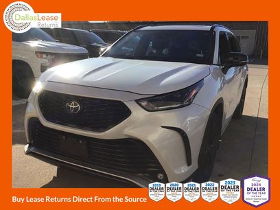 Used 2023 Toyota Highlander XSE