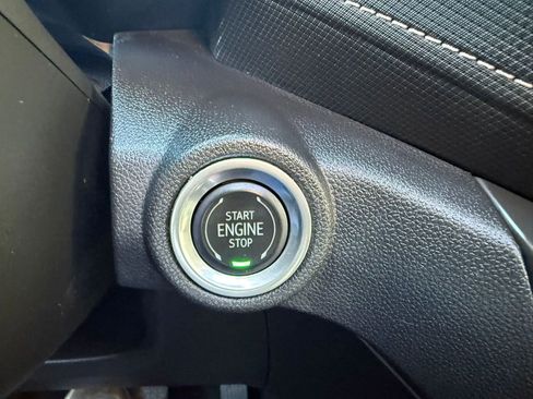 Used 2021 Chevrolet TrailBlazer ACTIV w/ Sun and Liftgate Package image 32