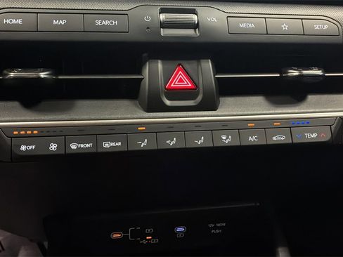 Certified 2025 Kia K4 image 20