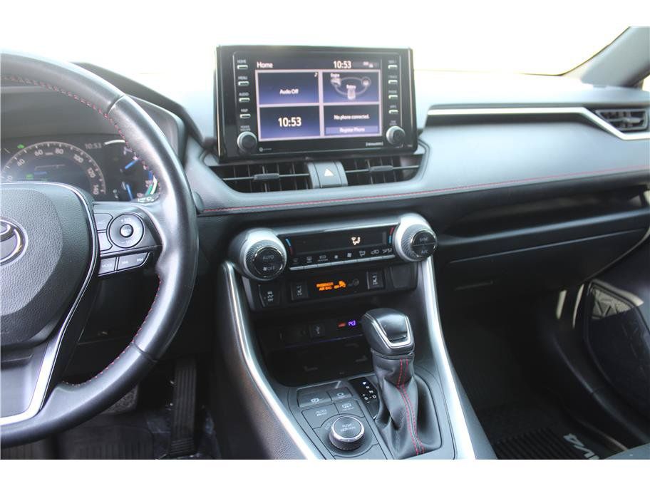 Used 2021 Toyota RAV4 SE w/ Weather & Moonroof Package AWD/4WD image 23