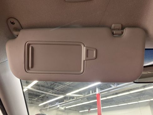 Used 2017 Kia Forte S image 33