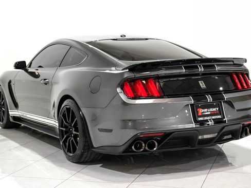 Used 2018 Ford Mustang Shelby GT350 w/ Convenience Package image 8