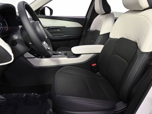 New 2026 MAZDA CX-5 Preferred image 13