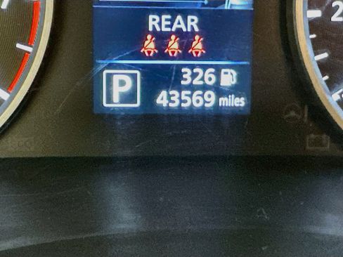 Used 2024 Nissan Sentra S FWD image 19