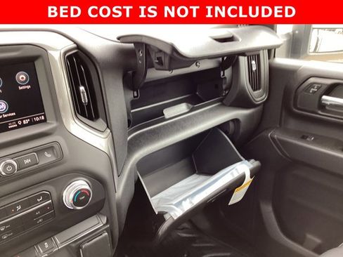 New 2025 GMC Sierra 3500 Pro w/ Convenience Package image 27