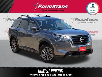Used 2025 Nissan Pathfinder SV